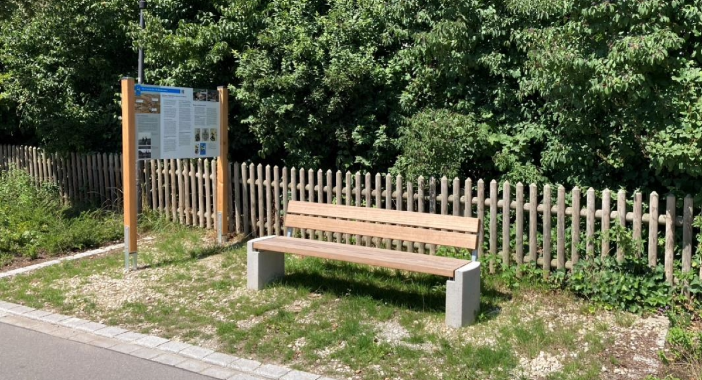 Informiert Platz nehmen